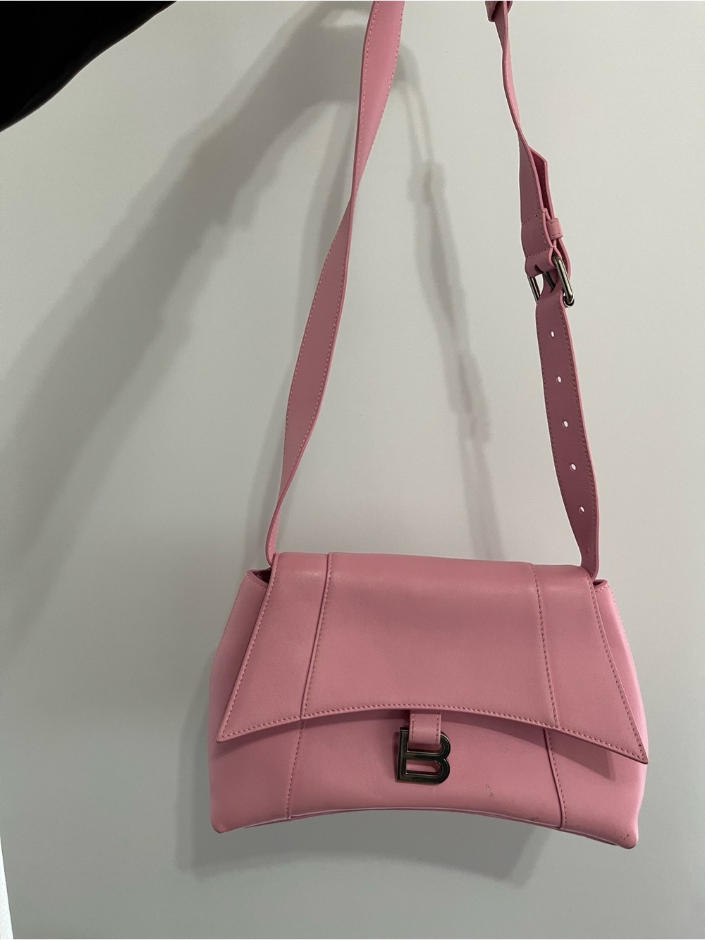 Balenciaga Pink Leather Shoulder Bag Crossbody Bag with B Logo